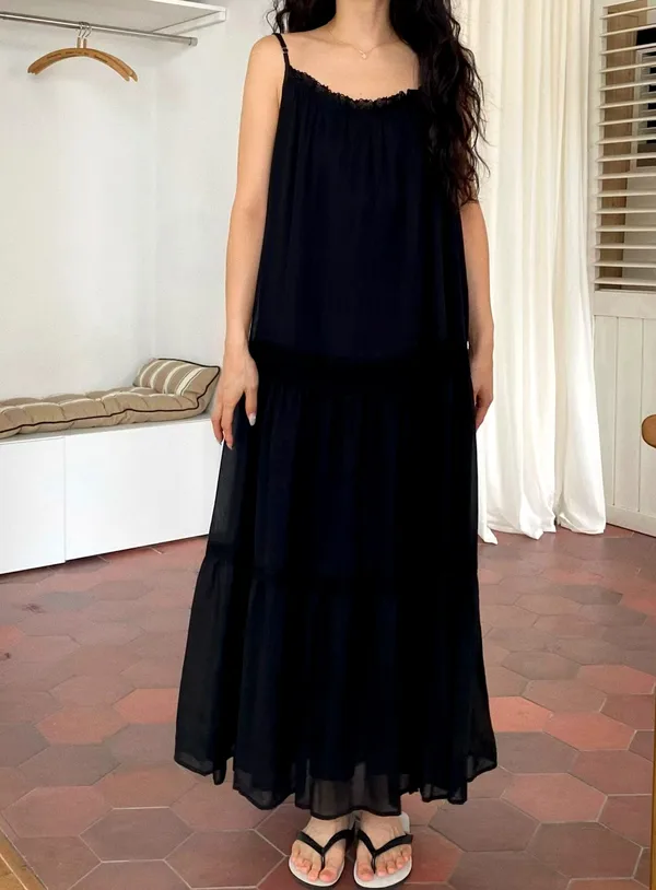 Elegant Black Dress - Lightweight and Breathable, A Summer Essential