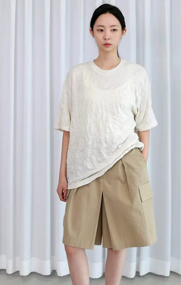 Stylish and Comfortable Women's Top - Lightweight and Breathable