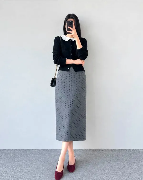 Elegant Long Dress with Classic Black and White Polka Dot Design