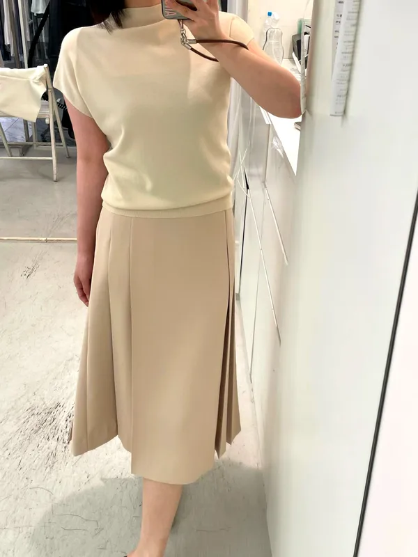 エレガントな女性用ドレススカート - 軽やかで快適、あらゆるシーンにぴったり