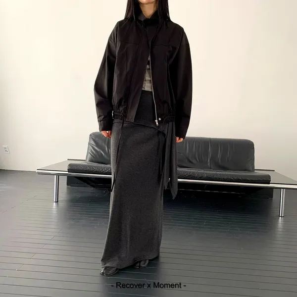 Stylish and Minimalist Long Dress for Women, Exuding Elegance