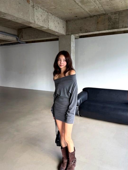 스타일리시한 회색 여성용 드레스 - 우아하고 편안하며, 완벽한 실루엣을 자랑합니다