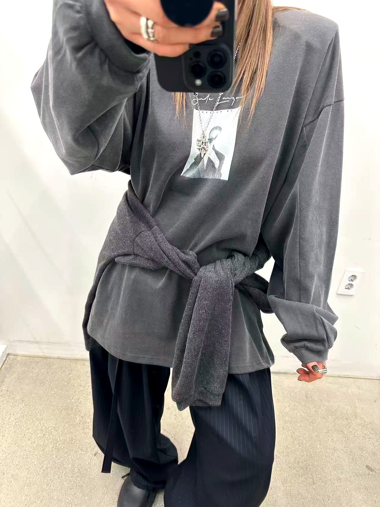 트렌디한 루즈핏 긴팔 티셔츠, 편안한 캐주얼 스타일