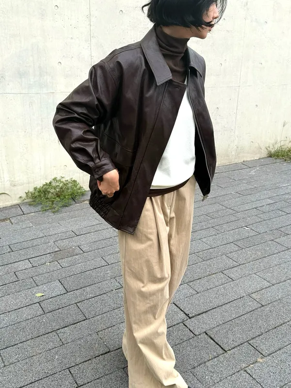 Stylish Women's Leather Jacket - The Perfect Blend of Elegance and Individuality