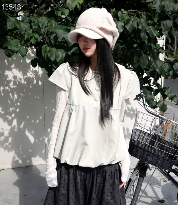 Stylish Women's Hat - Soft, Comfortable, Perfect for Spring and Summer Outfits
