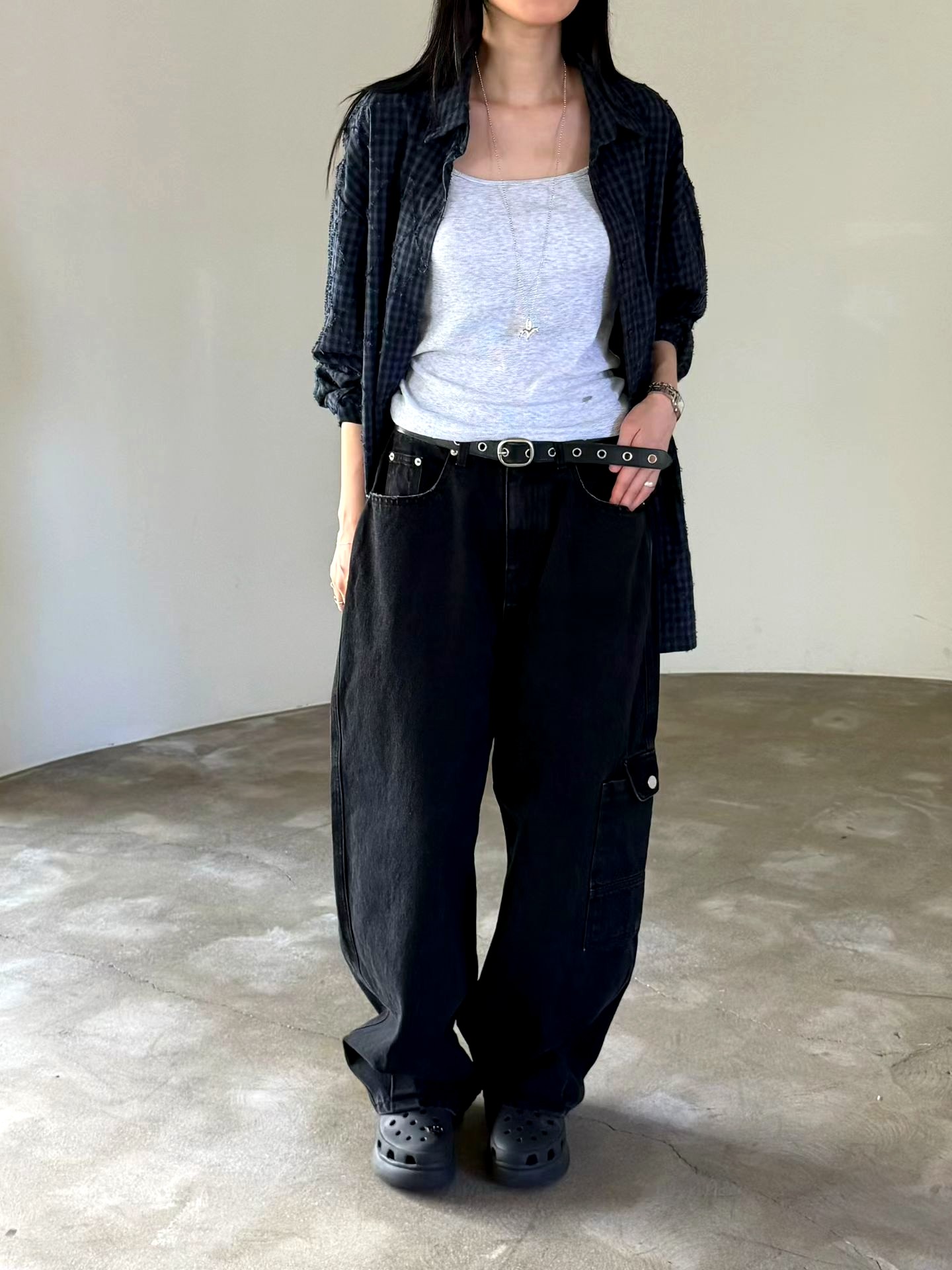 Trendy Loose Black Women's Pants for a Comfortable Casual Look