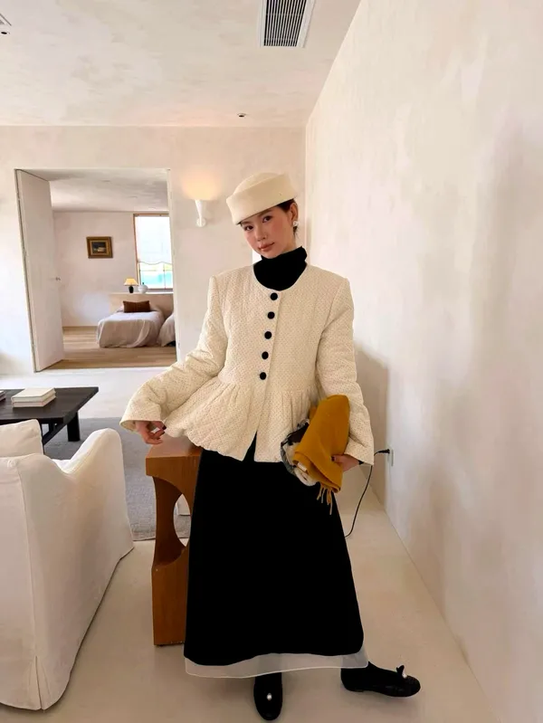 Stylish and Elegant Women's Cotton Jacket - Warm and Comfortable