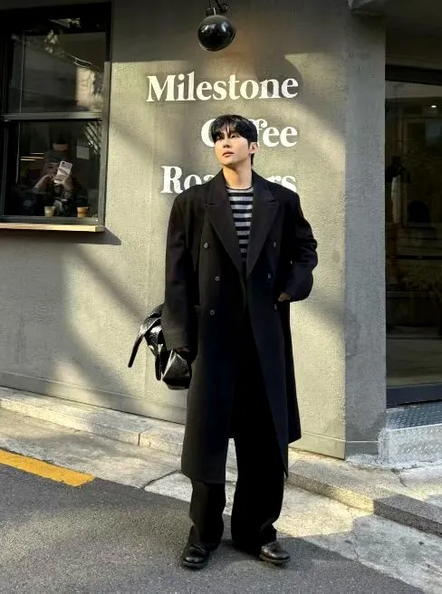 Stylish Long Coat for Men - A Must-Have for Elegant Style