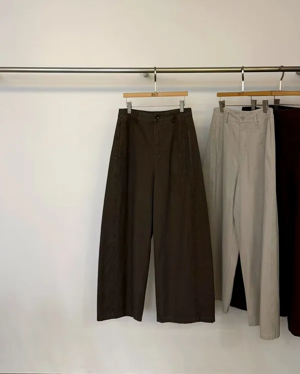 Fashionable Loose Women's Pants - Comfortable and Versatile