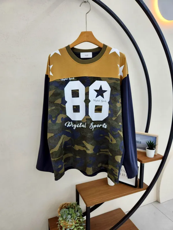 Fashionable Casual Women's T-Shirt, Military Green Camouflage Design, Comfortable and Versatile