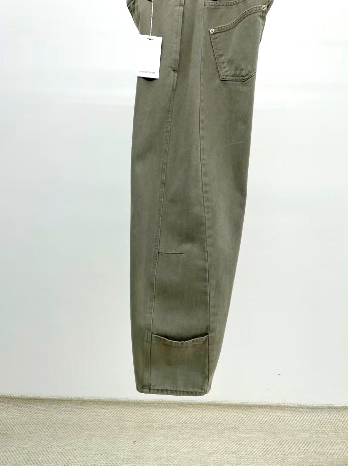 스타일리시한 캐주얼 바지 - 편안하고 다양한 일상 착용에 적합
