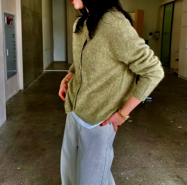 Soft and Comfortable Spring Autumn Sweater, Fashionable and Versatile