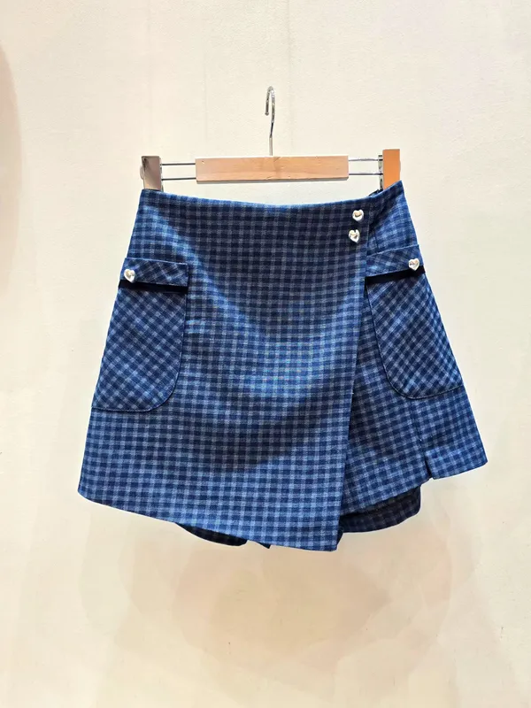 Stylish Plaid Mini Skirt - Fresh and Elegant