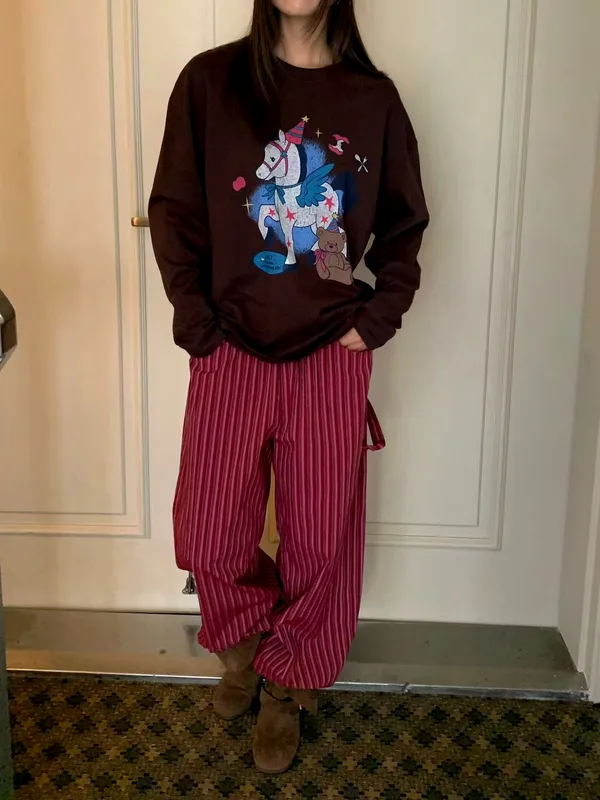 Stylish Striped Women's Pants for a Comfortable Casual Look