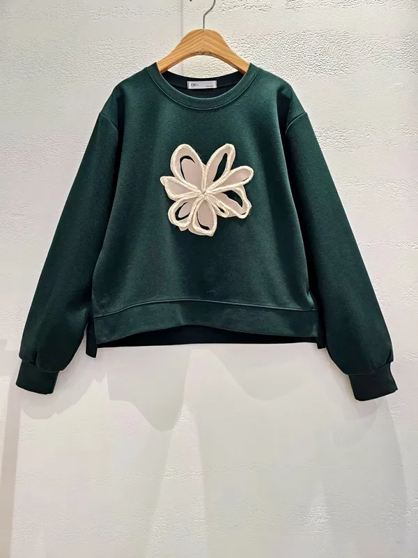 เสื้อฮู้ดแฟชั่นปักลายดอกไม้ สบายสไตล์ลำลอง