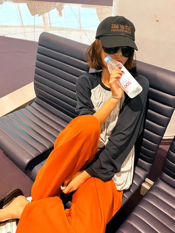เสื้อยืดแฟชั่นสตรีสบายๆ - ใส่สบายและเข้ากันได้ง่าย