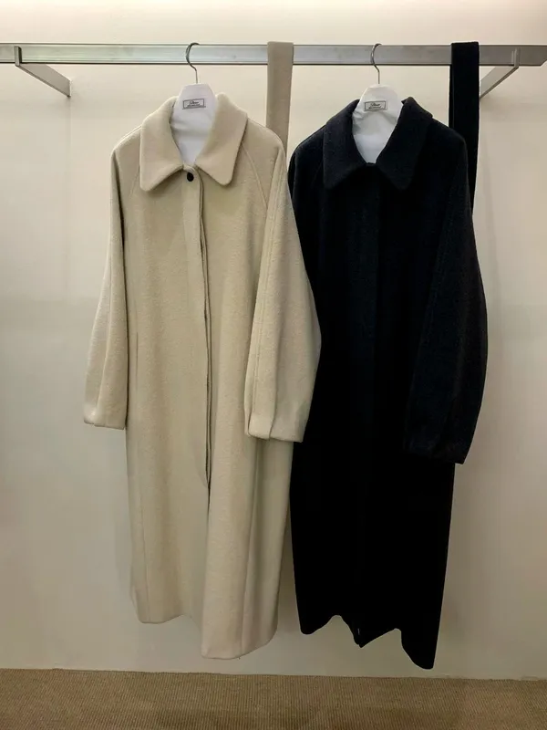 Stylish Women's Outerwear Coat - Warm and Comfortable