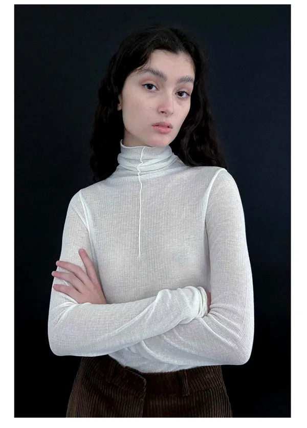 Minimalist High Neck Long Sleeve T-Shirt, Comfortable and Breathable, Perfect Match