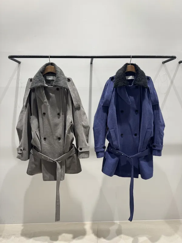 Fashionable Double-Breasted Fur Collar Trench Coat