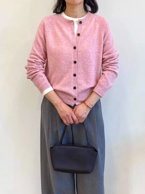 Warm and Soft Pink Cardigan for Effortless Autumn and Winter Style