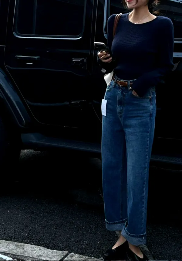 Seluar Jeans Pinggang Tinggi Longgar Bergaya untuk Menunjukkan Aura Elegan 783