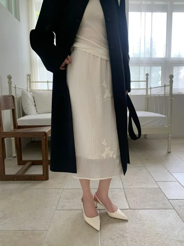 Elegant Embroidered Dress for Women, Lightweight and Breathable, Perfect Summer Outfit