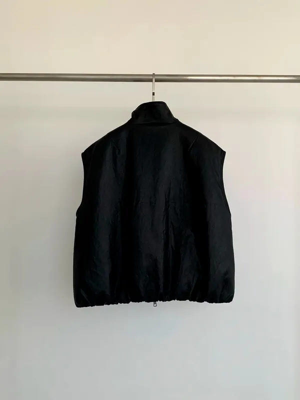 Stylish Minimalist Black Sleeveless Top, Lightweight and Comfortable