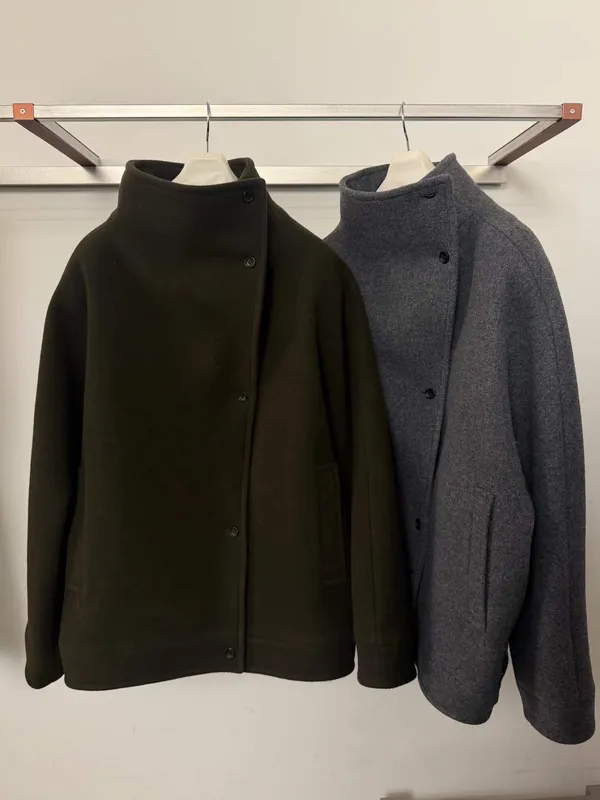 เสื้อโค้ตผู้หญิงสไตล์มินิมอล, อบอุ่นและสบาย