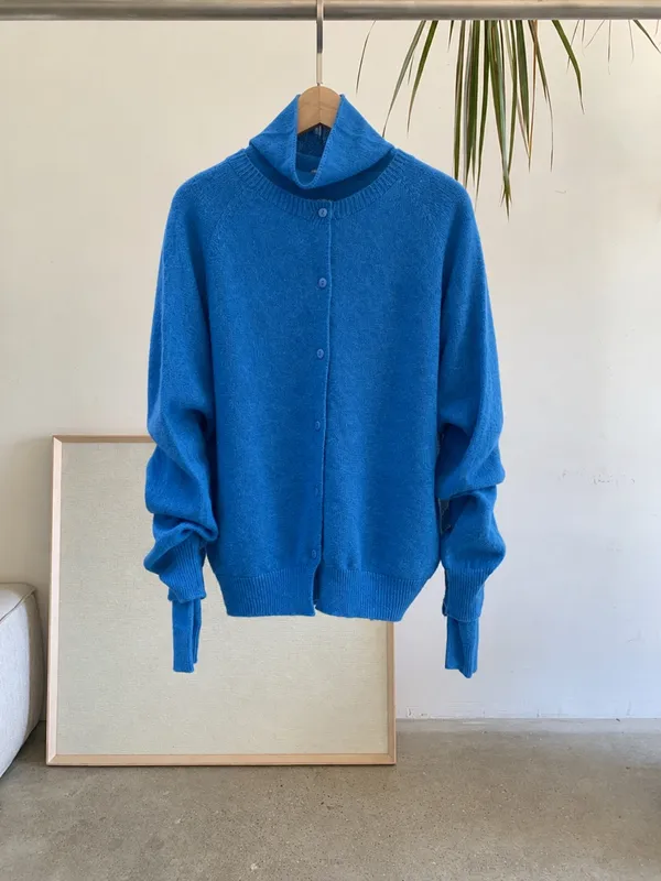 Stylish and Comfortable Blue Cardigan Jacket, Soft and Warm