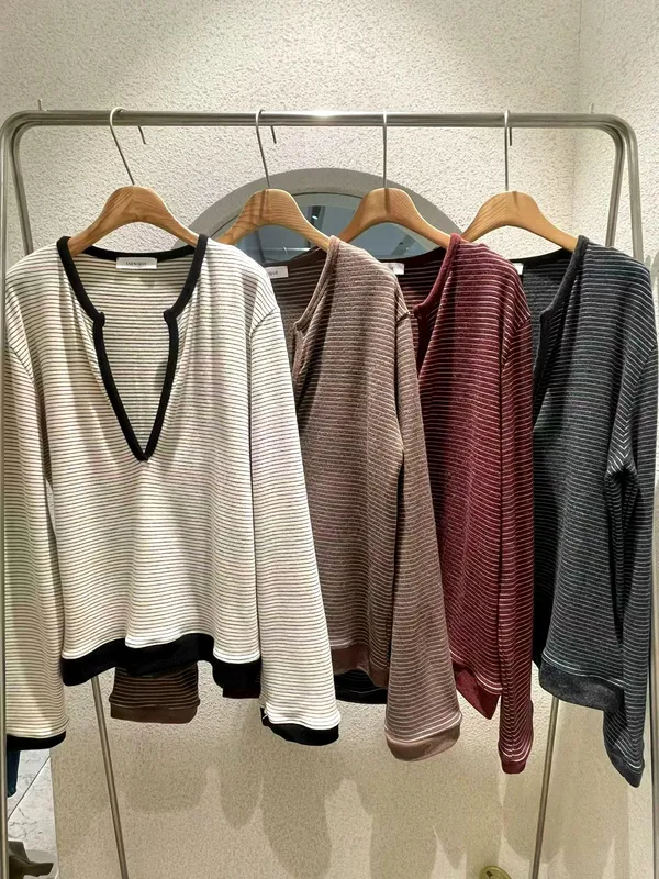 Stylish Striped Women's Top, Comfortable Casual Style