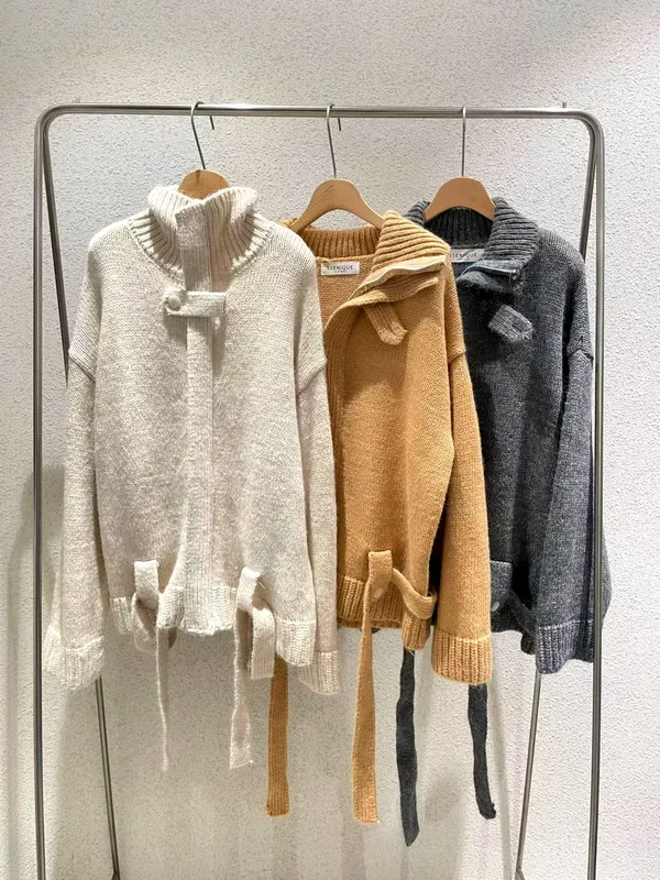 Warm and Cozy Women's Fashion Knit Cardigan