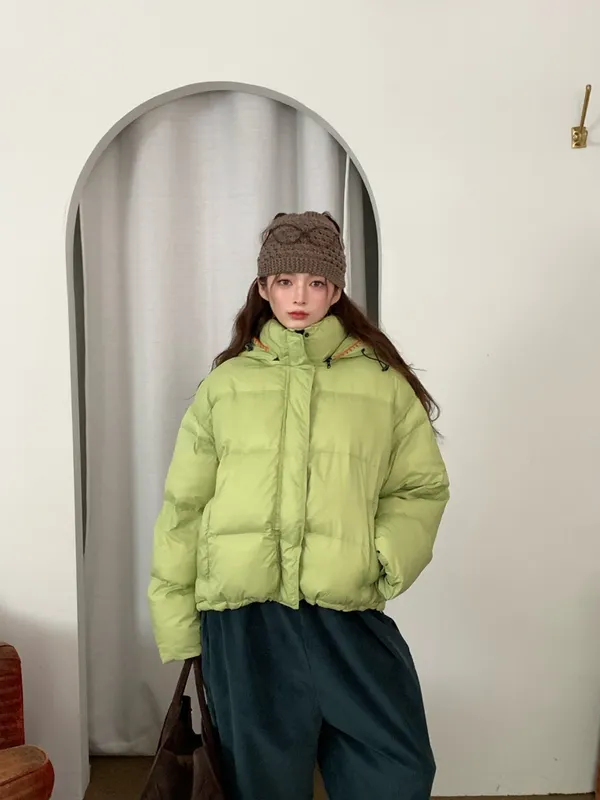 Stylish and Eye-catching Green Women's Down Jacket