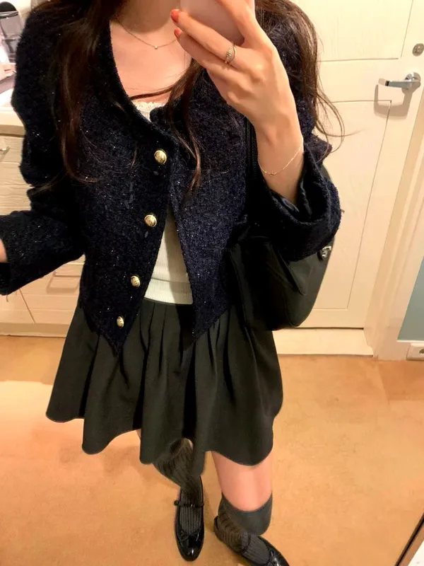 Elegant Women's Coat with Timeless Classic Design