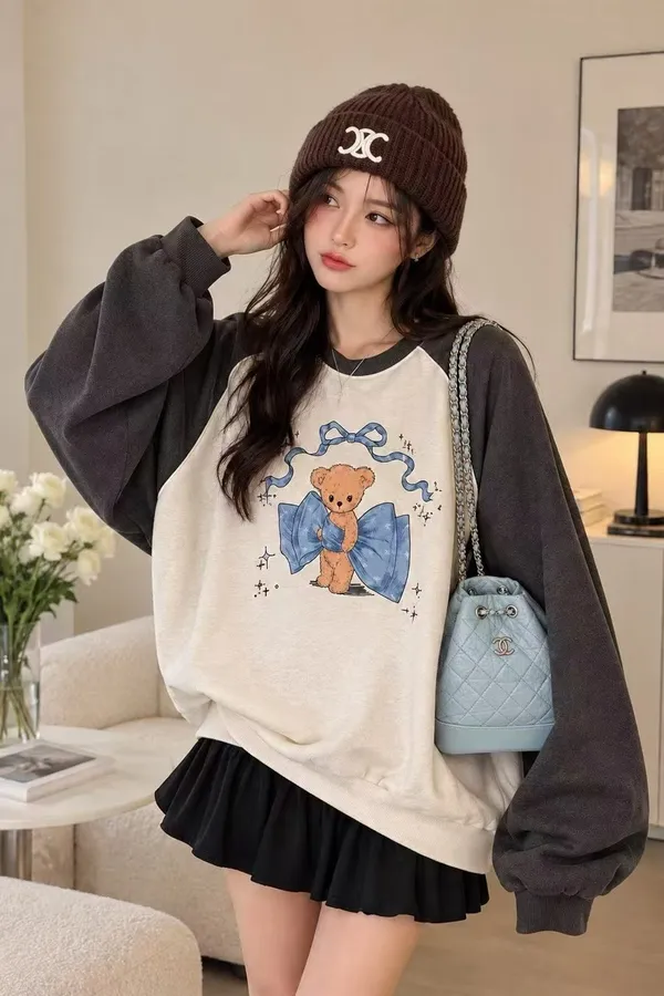 Cute Bear Pattern Loose Hoodie