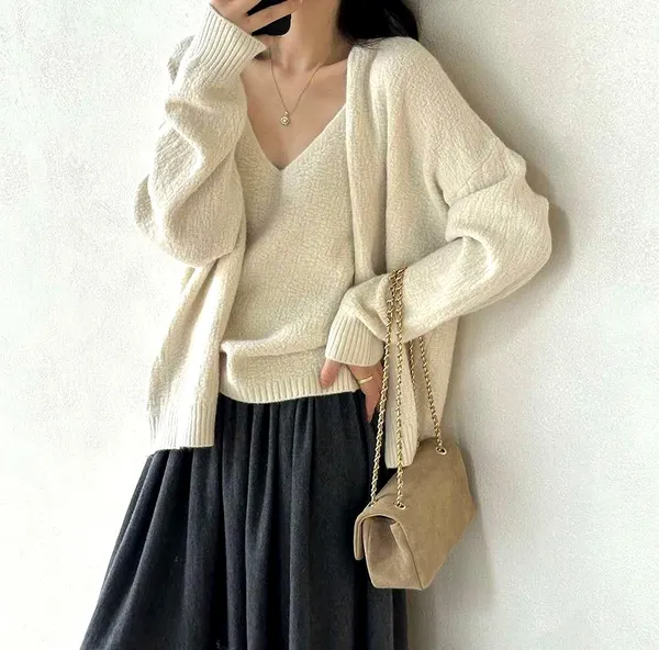 Warm and Comfortable Women's Outfit Set, Knitted Cardigan + V-Neck Top