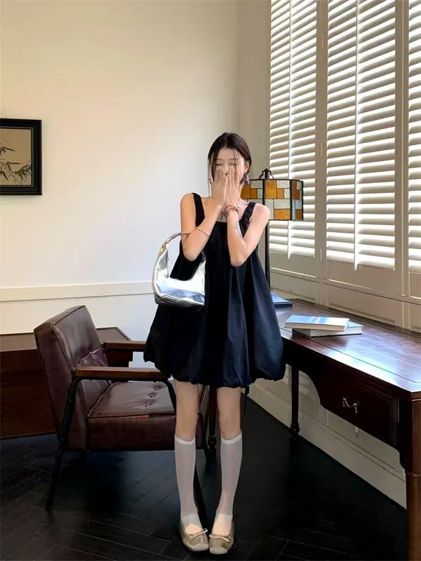 Chic Black Spaghetti Strap Dress - Fresh and Elegant