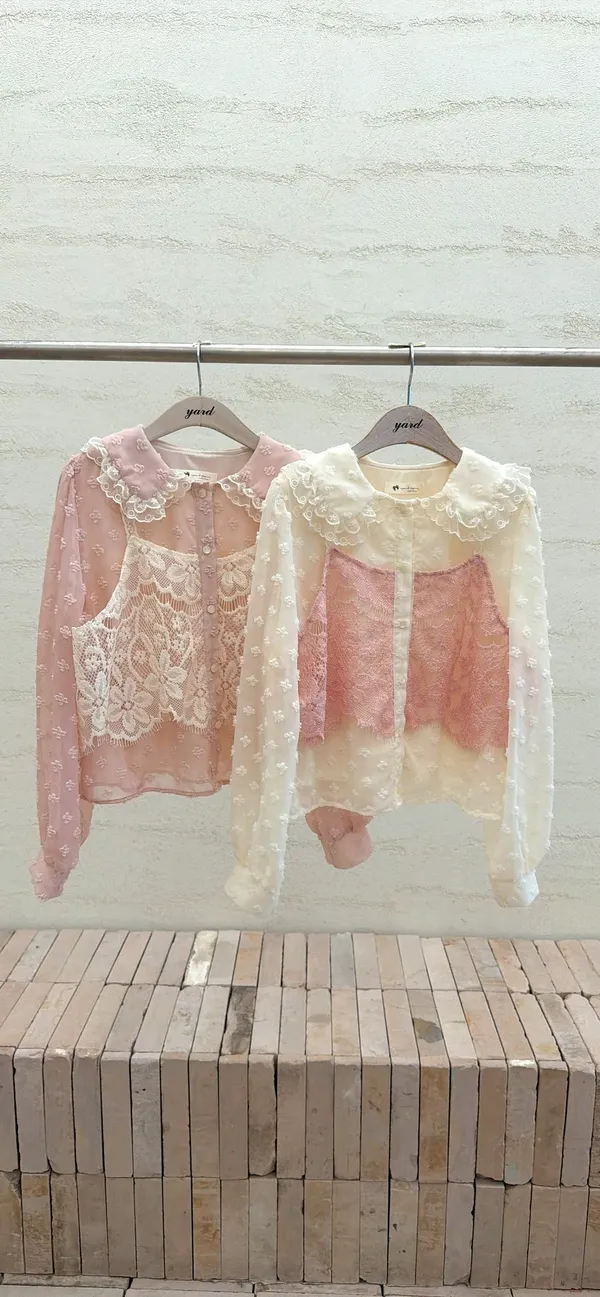 Sweet Lace Spliced Women's Top - Fresh and Cute