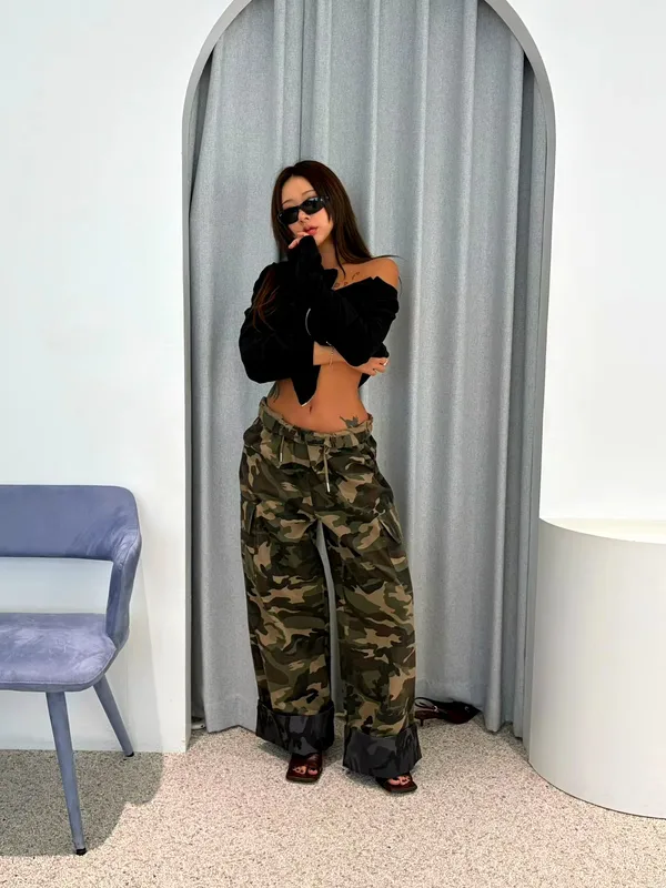 Stylish Camouflage Loose Women Pants, Comfortable Casual Style