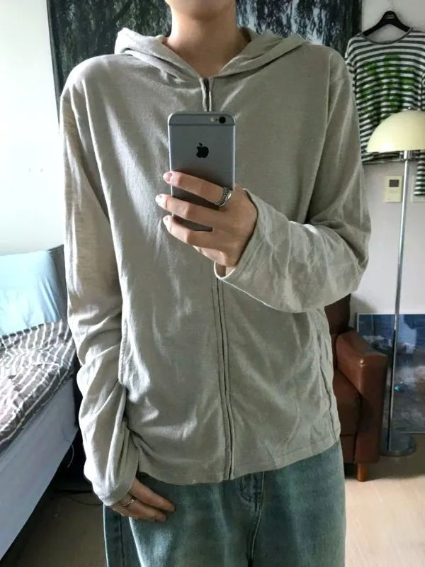 Comfortable and Breathable Men's Hooded Sweatshirt, Casual Style