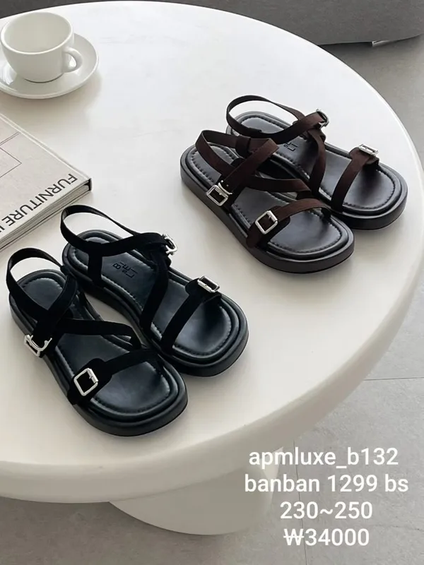 Stylish and Minimalist Buckled Sandals, Comfortable and Breathable
