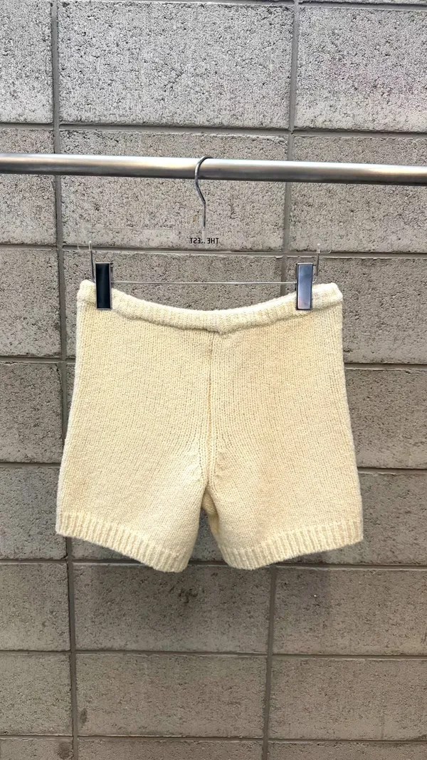 Stylish and Comfortable Women's Shorts Perfect for Summer Relaxation