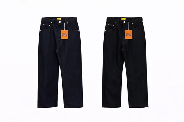 Fade-Resistant Loose Fit Jeans