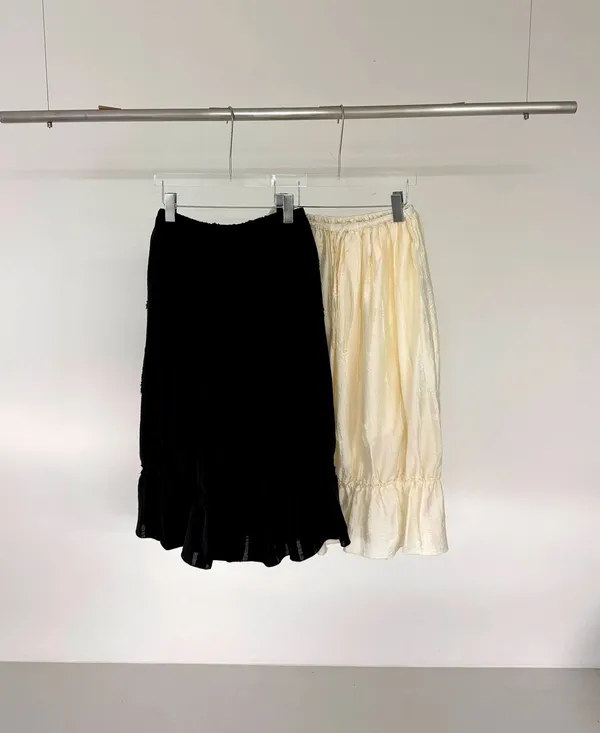 Elegant and Versatile Women's Dress Skirt, Lightweight and Comfortable