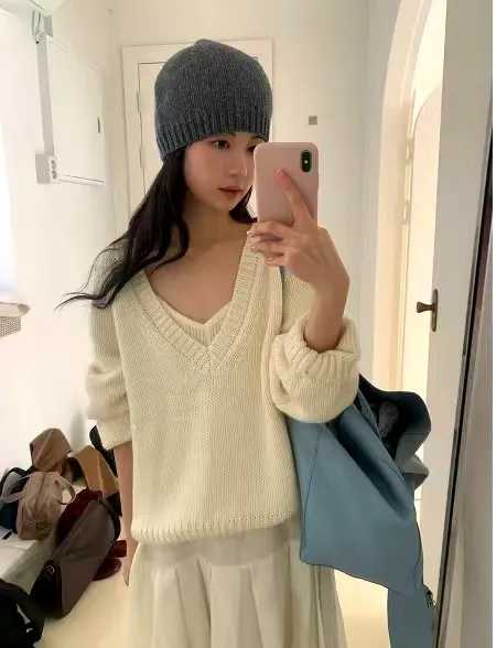 Fashionable Knit Sweater - Comfortable and Versatile, Elegant Style by maybebaby