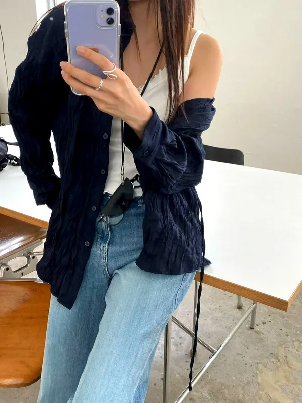 Stylish Versatile Women's Top, Lightweight and Comfortable for Spring and Summer