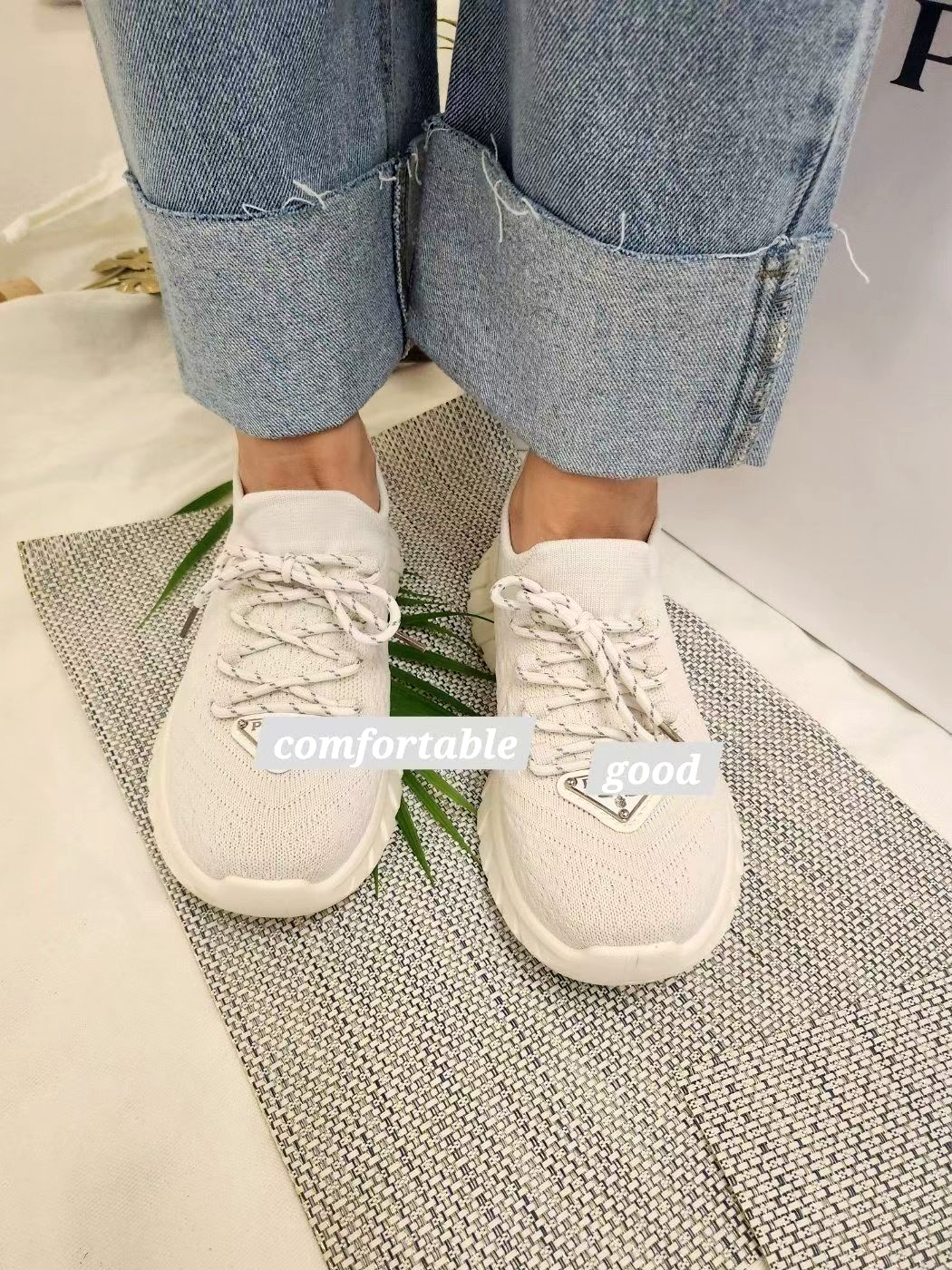 Comfortable and Breathable Women's Shoes, Fashionable Casual Sneakers 🇰🇷 Women's Shoes Wholesale 🇰🇷 ho2601 size 36-40 (230-250) 3cm price (Korean Won): 💰 38,000 won 🇰🇷 HP 010 4257 7304 Dongdaemun TEAM204 Basement 1st Floor No. 8 Shoes Mall [ Dongdaemun TEAM204 Building Basement 1st Floor No. 8 SHOESMALL ] OPEN PM8:00 - AM6:00 Sunday-Thursday 🇰🇷 Women's Shoes Wholesale 🇰🇷 ho2601 size 36-40 (230-250) 3cm price (Korean Won): 💰 38,000 won 🇰🇷 HP 010 4257 7304 Dongdaemun TEAM204 Basement 1st Floor No. 8 Shoes Mall [ Dongdaemun TEAM204 Building Basement 1st Floor No. 8 SHOESMALL ] OPEN PM8:00 - AM6:00 Sunday-Thursday