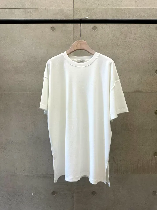 Minimalist Women's Top, Comfortable Versatile T-Shirt