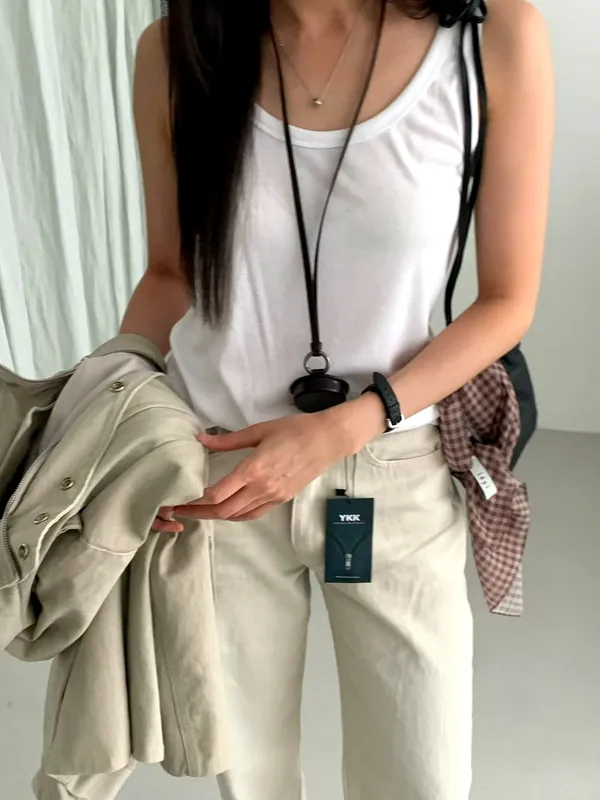 Stylish and Versatile Women's Cami Top - Perfect for Summer Comfort