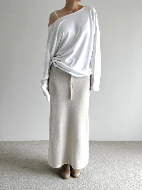 Stylish Loose White T-Shirt, Comfortable and Breathable, Perfect Match