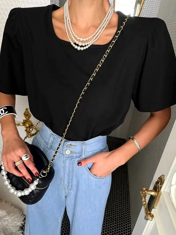 Fashionable Black Women's Top, Comfortable and Versatile